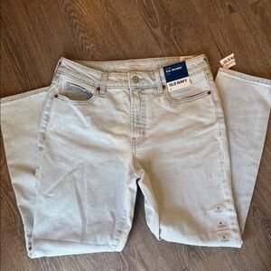 Old Navy Women’s Slim Straight Jeans